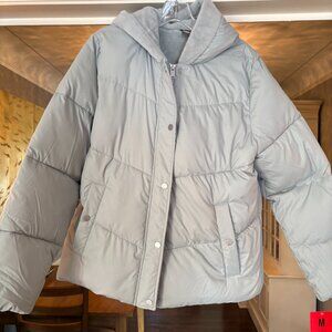 NWT 32 Degrees Heat Women's Puffer Jacket in Grey. Size M
